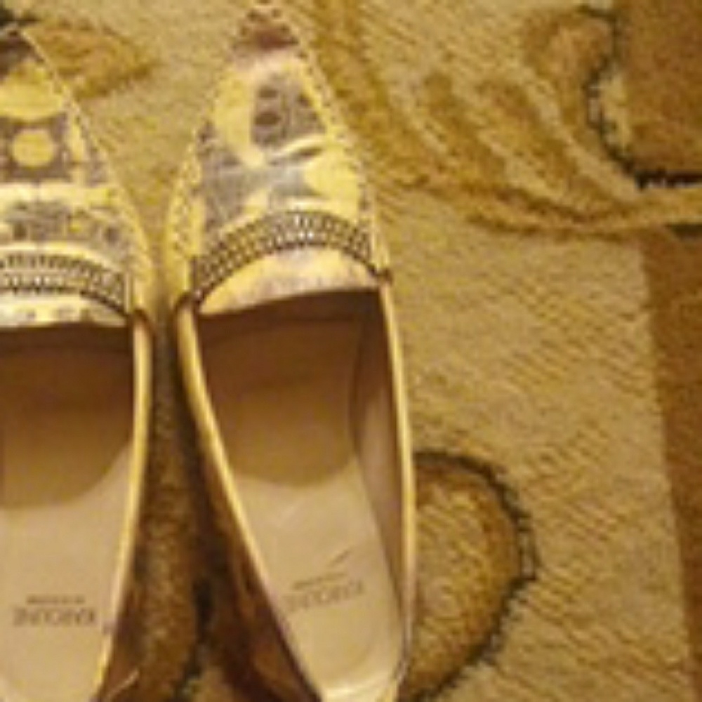 Shoes - Picture 3 of 3